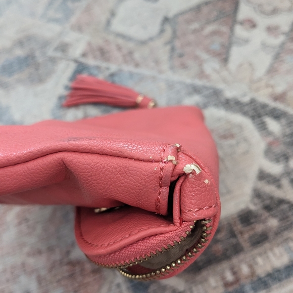 coral clutch/crossbody purse with gold chain - Picture 7 of 8